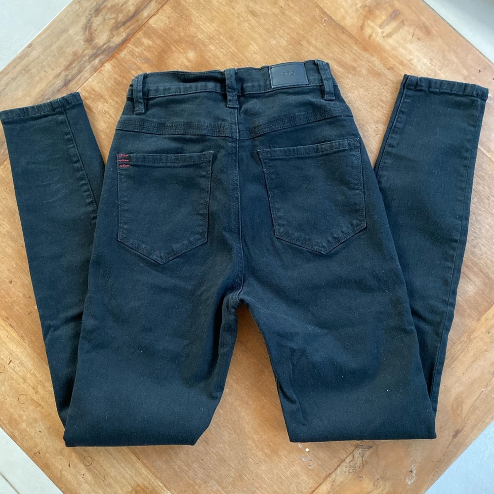 BCBG High wasted skinny jeans